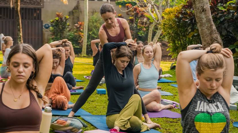 200 hour yoga teacher training in bali