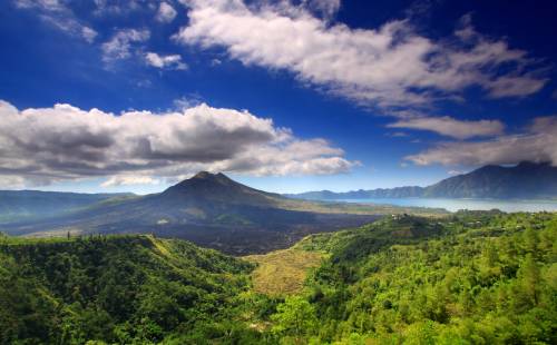 200 Hour Yoga Kintamani Active Volcano